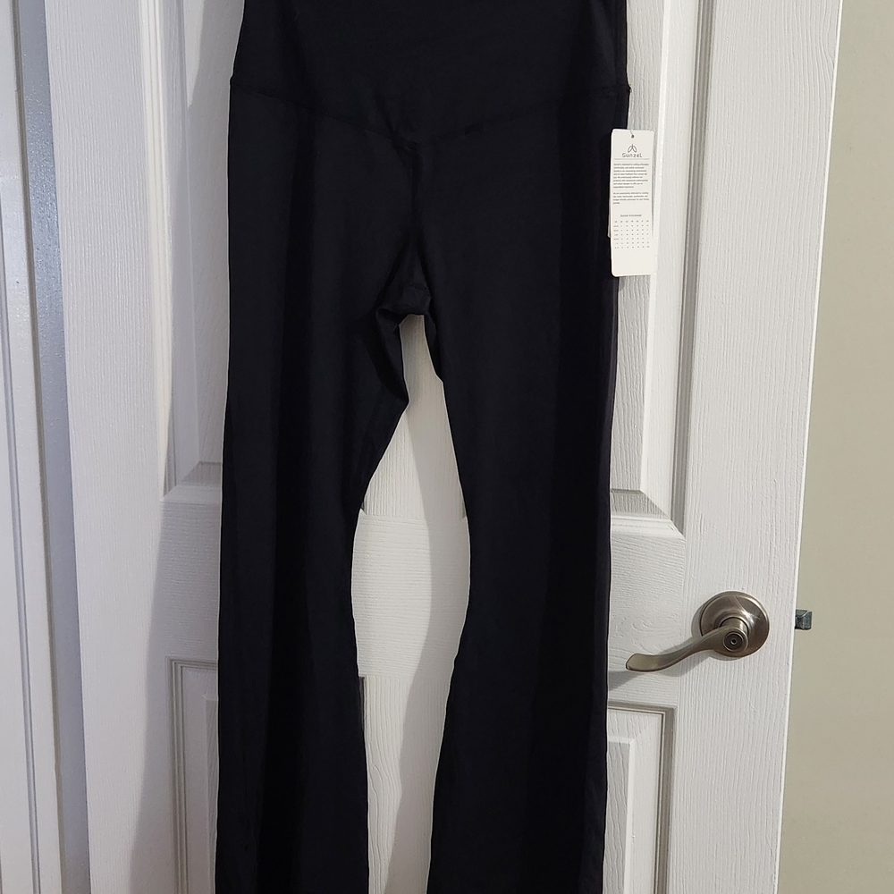 Women's Black High-Waisted Leggings